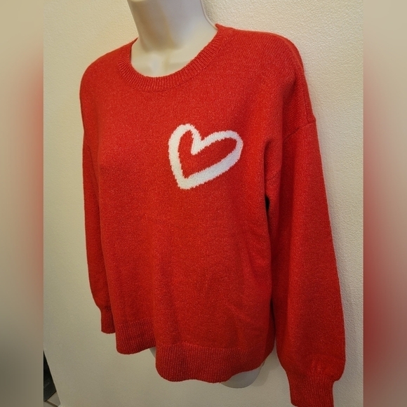 NWT Loft Crewneck Sweater with Heart Design - Picture 4 of 5